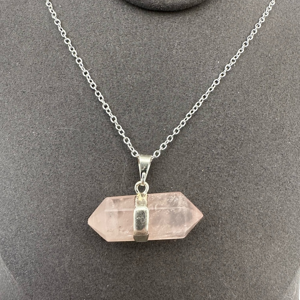 Double Terminated Rose Quartz Pendant on Silver Box Chain - Picture 5 of 8